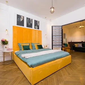 bucharest-central-apartment-inter.bucharesthotelsnow.com/
