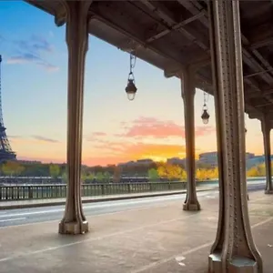 Apartment Duplex Bir-hakeim Bridge, Paris